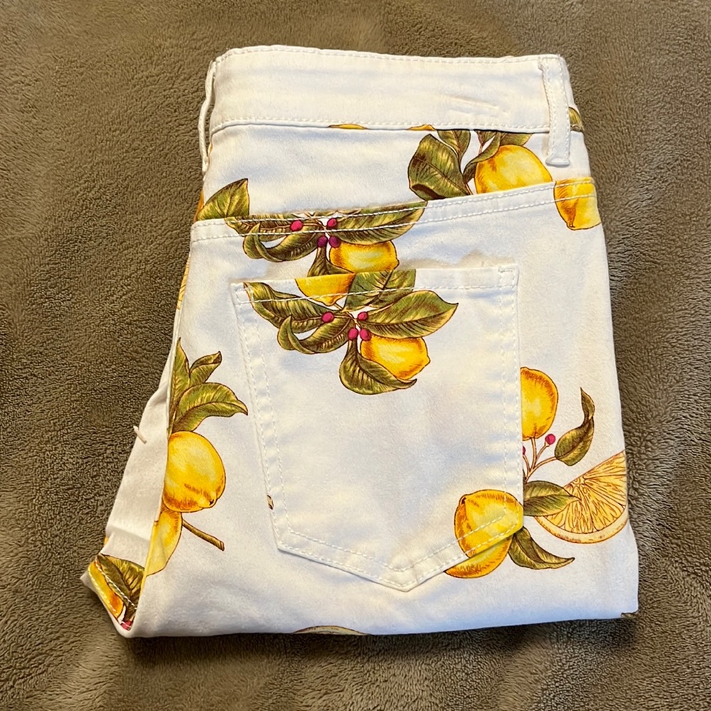 Cute lemon jeans
